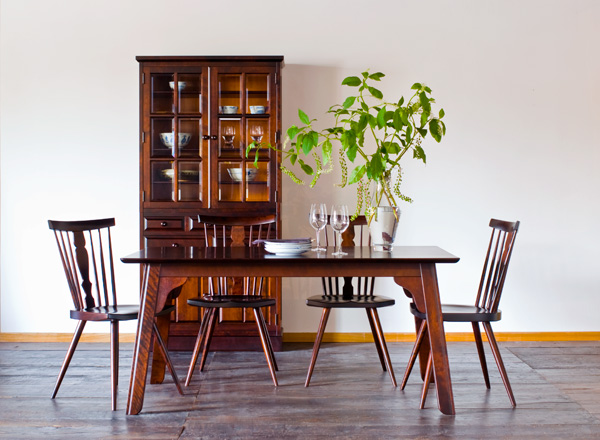 北海道民芸家具(HOKUMIN)の良質な樺材を使用したHM620ラダーバック